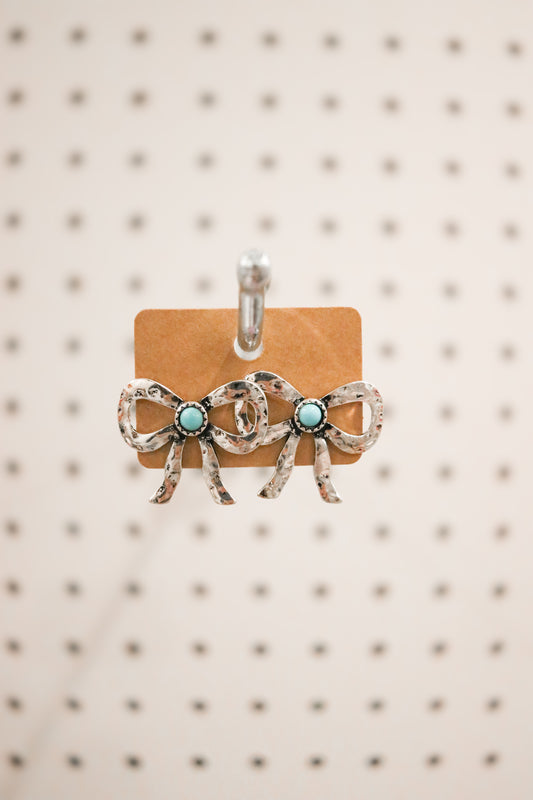 STATEMENT BOW EARRINGS